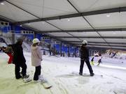 Piste start in de skihal Snowplanet