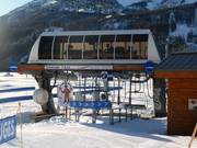 Aya - 4-persoons vaste stoeltjeslift