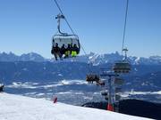 Gipfelbahn - 4-persoons hogesnelheidsstoeltjeslift (koppelbaar) met kap