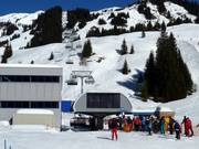 Hasenbühel - 6-persoons hogesnelheidsstoeltjeslift (koppelbaar) met kap