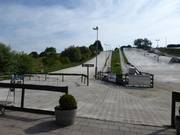 Uitzicht op de beide pistes nr. 1 en nr. 2