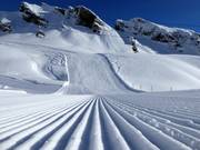 Perfect geprepareerde piste in het skigebied First