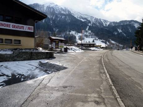 Franse Alpen: bereikbaarheid van en parkeermogelijkheden bij de skigebieden – Bereikbaarheid, parkeren Le Tourchet