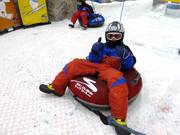 Met de band door de skihal