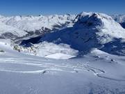 Verse sneeuwsporen op de Corvatsch