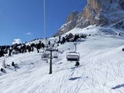 Cittá dei Sassi - 4-persoons hogesnelheidsstoeltjeslift (koppelbaar) met kap