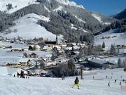 Uitzicht op het dorp Russbach