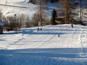 Afdaling aan de rechterkant van de skilift