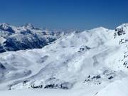 Uitzicht op afdalingen bij de Kringsalmbahn