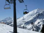 Edelweissbahn - 4-persoons hogesnelheidsstoeltjeslift (koppelbaar)