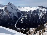 Uitzicht op de moeilijke piste Ciampac-Alba