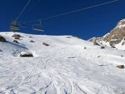 Diepe sneeuwhellingen bij de Leist