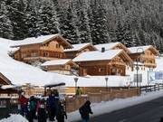 Almdorf Ochsengarten bij het dalstation