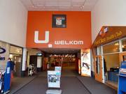 Ingangsgebied van de skihal