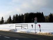 Aan de andere kant van de weg: loipes bij Sahnehang