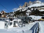 Pra di Tori - 4-persoons hogesnelheidsstoeltjeslift (koppelbaar) met kap