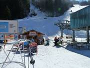 Gezellige snackbar bij het dalstation van de Rothausbahn