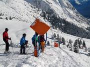 Sneeuwkanonnen in het Gaistal