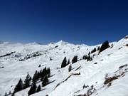Uitzicht van Val Lumnezia op de Stein