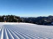 Vers vers geprepareerde pistes in het skigebied Kasberg