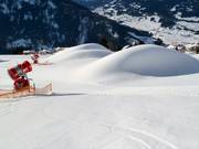 Sneeuwkanonnen op de dalafdaling