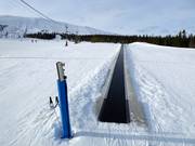 Taikamatto - Transportband/Moving Carpet