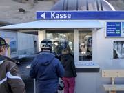 Verzorgde informatie- en kassaomgeving in Lenk