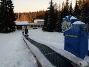 Een transportband bedient het gebied voor de kleintjes.