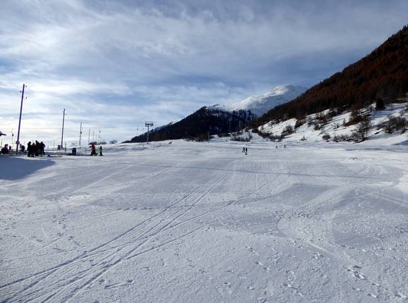Uitzicht op het skigebied Münster-Geschinen