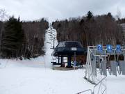 Grande Pointe Express - 4-persoons hogesnelheidsstoeltjeslift (koppelbaar)