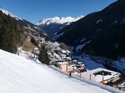 De plaats Kappl aan de dalafdaling