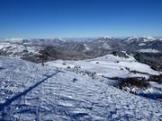 Diepe sneeuwhellingen op de Steinplatte