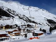 Sneeuwkanonnen op de dalafdalingen in Vent