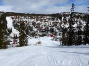 Uitzicht op de vakantiehuizen aan de pistes
