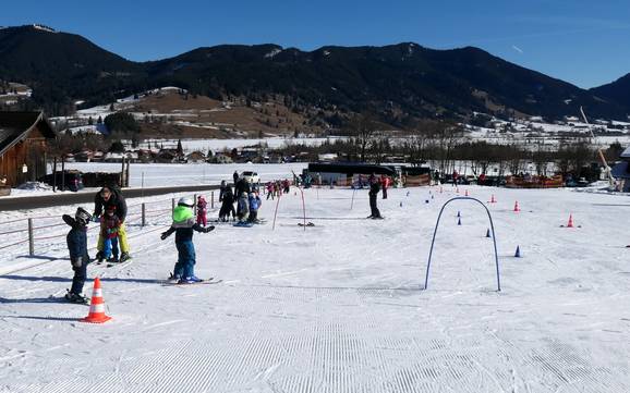 Skigebieden voor beginners in de Ammergauer Alpen (Bergketen) – Beginners Steckenberg – Unterammergau
