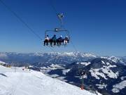 Hahnkopfbahn - 6-persoons hogesnelheidsstoeltjeslift (koppelbaar)