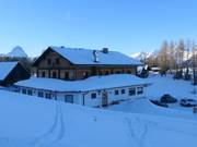 Edtbauernalm midden in het skigebied aan de piste