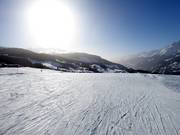 Op lichte pistes de zon tegemoet