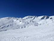 Uitzicht op het skigebied First
