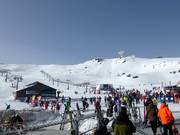 Uitzicht vanaf Borreguiles op het Observatorio del Pico Veleta