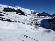 Makkelijke dalafdaling naar Dieni