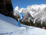 Sneeuwkanon bij de beginnersweide Holzstube