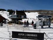 Summit Express - 4-persoons hogesnelheidsstoeltjeslift (koppelbaar)