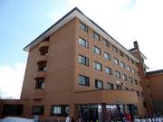 De Club Med in het onderste deel van het skigebied