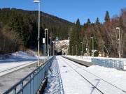 Uitzicht vanaf het station Špičák op het skigebied