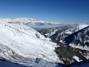 Uitzicht vanaf het bergstation van de Gratlift naar de Waldalm