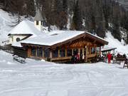 Gezellige Jochgeierbar naast de Schlickeralm