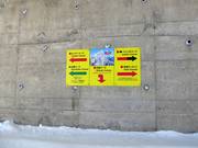 Pistebewegwijzering bij het bergstation Grand Hirafu