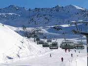 TOP Wurmkogl I - 4-persoons hogesnelheidsstoeltjeslift (koppelbaar) met kap