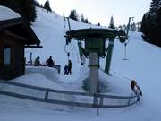 Sattelkurvenlift - Sleeplift met T-beugel/Ankerlift